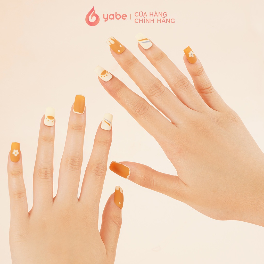 Lovely Yellow Nailbox LE044